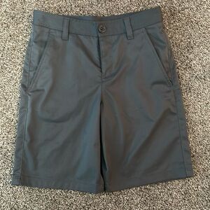 Under Armour - Boys Performance Gray Shorts - size 12